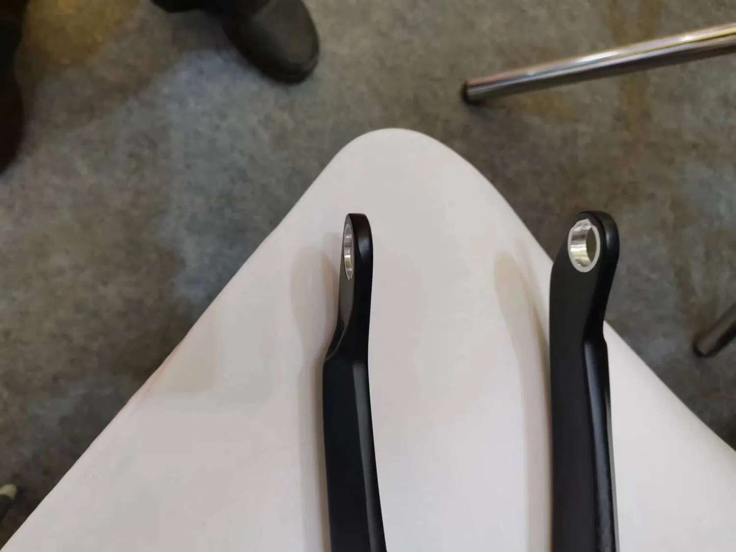 20er Carbon BMX Race Bike Rigid Fork 100X20mm Thru-Axle China Manufacturer